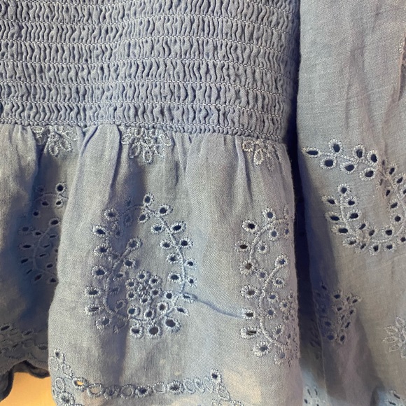 AMERICAN EAGLE blue eyelet peplum crop with puffy sleeves size medium - Picture 7 of 8